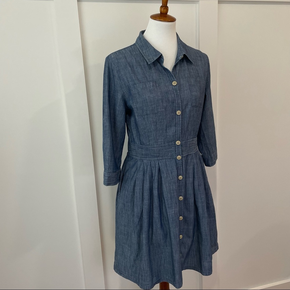 OLD NAVY chambray button down shirt dress, pleated
